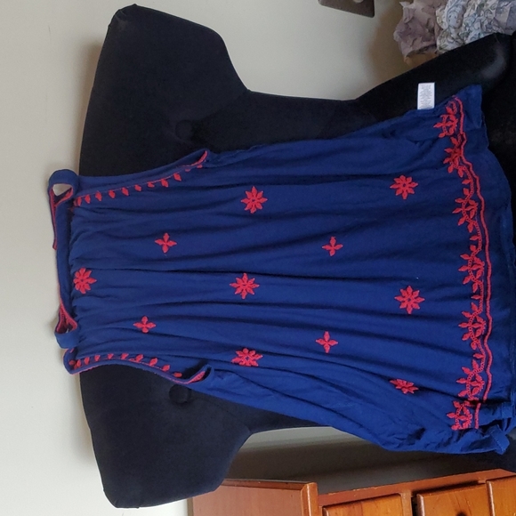 Loft jersey tank with embroidered neck - Picture 6 of 8